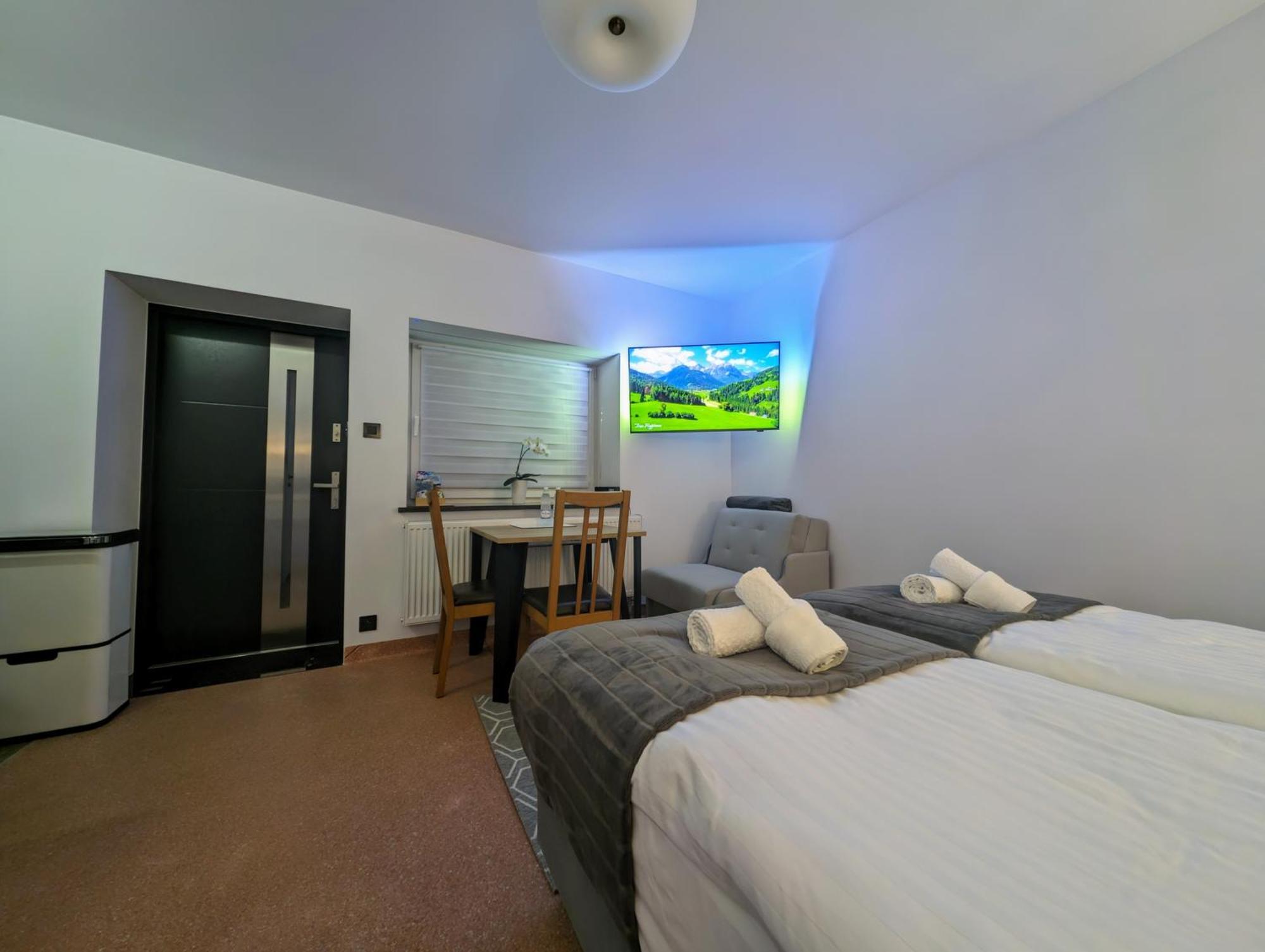 מוז'ינה Kiwi Apartament מראה חיצוני תמונה