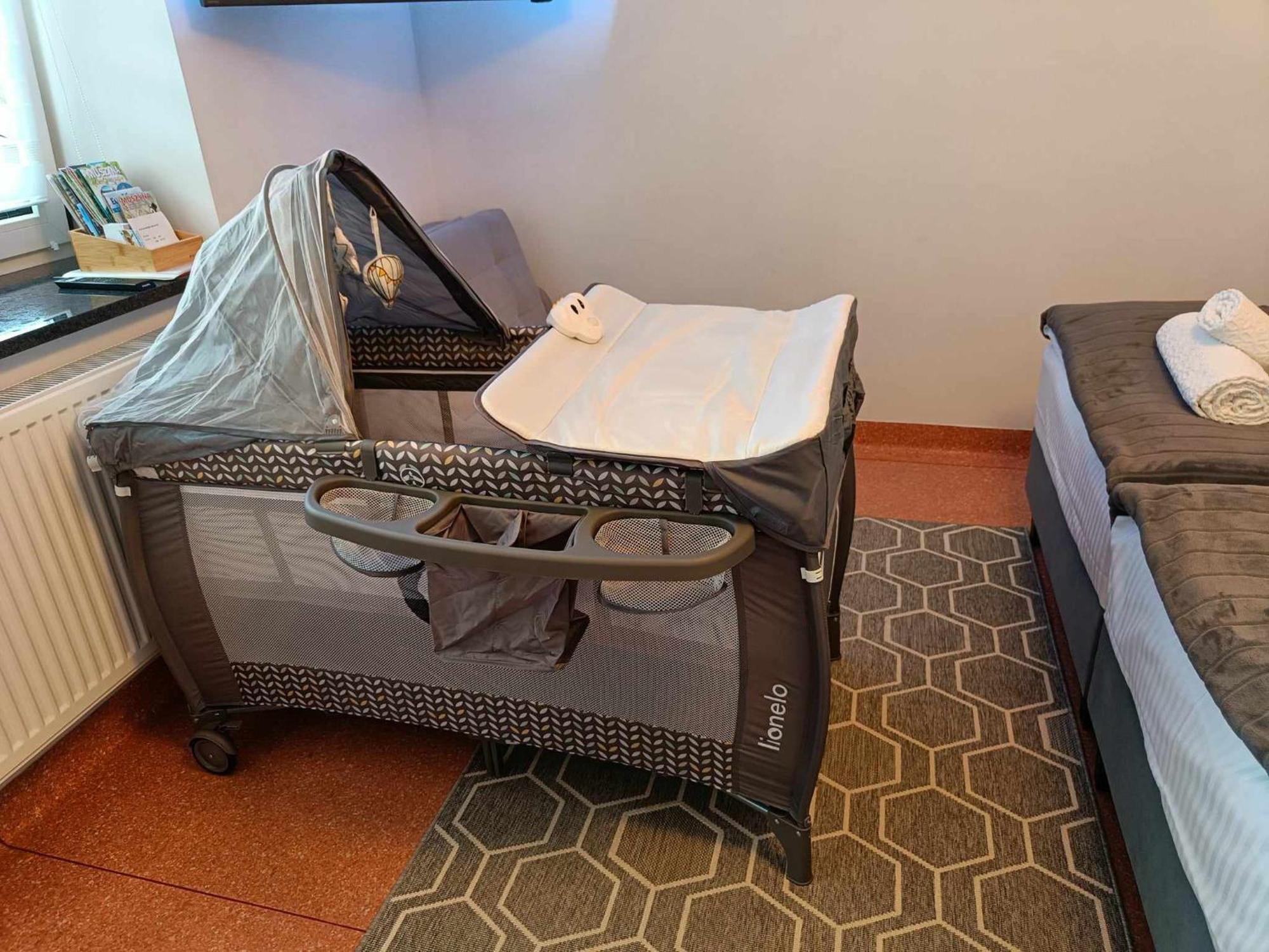 מוז'ינה Kiwi Apartament מראה חיצוני תמונה